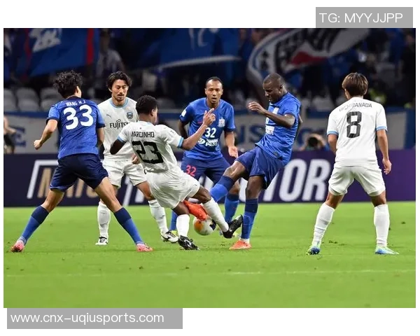 足球团队的默契配合与战术创新如何助力赢得比赛胜利